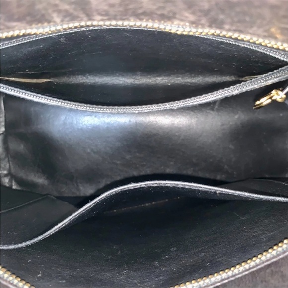 CHANEL Quilted Large Logo Black Calfskin Gold Medallion Tote - Picture 12 of 13